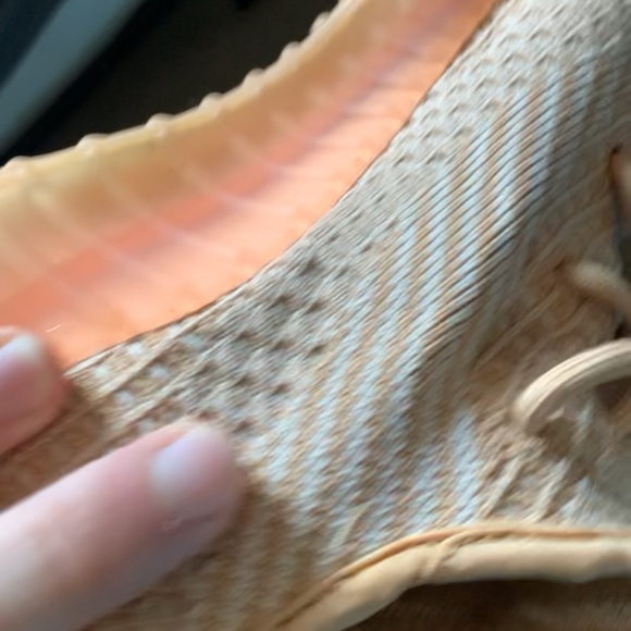 YEEZY CLAY SIZE 11 - Picture 2 of 4